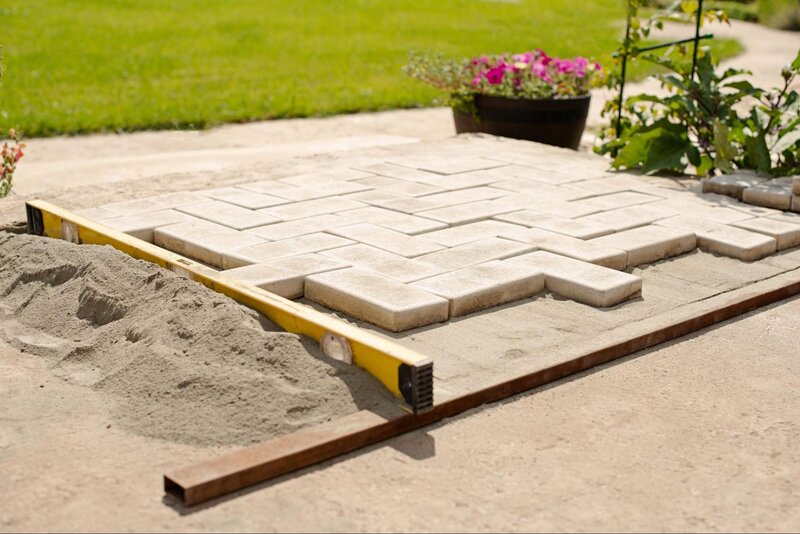 How Long Does It Take to Install a Patio With Paver Stones?