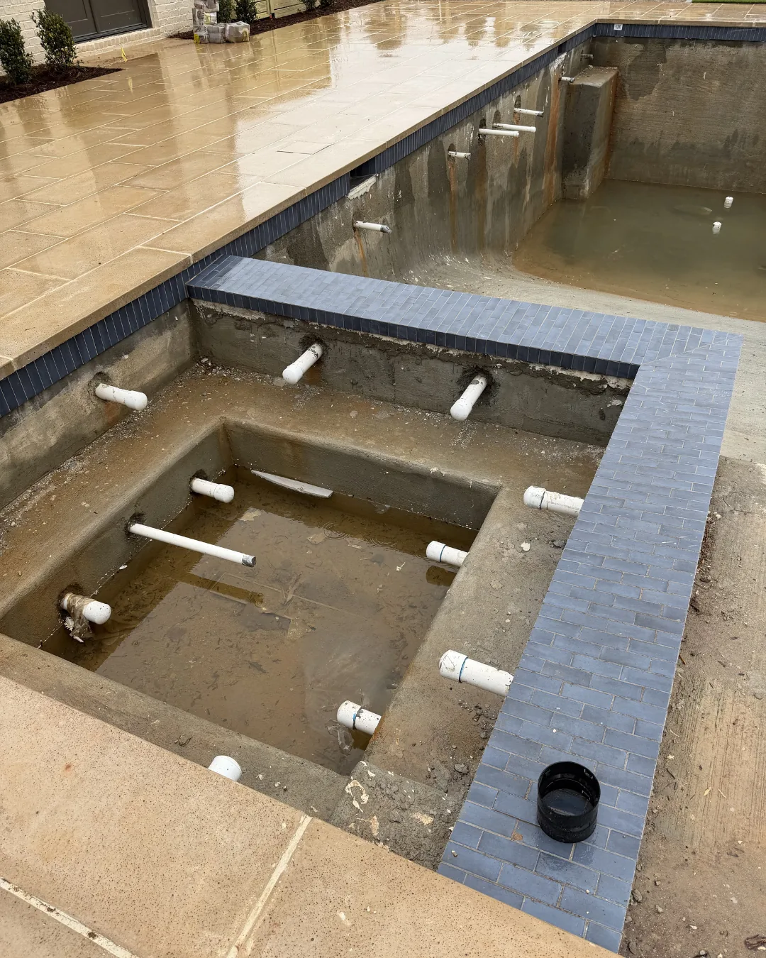 Outdoor Hardscape Pool Deck