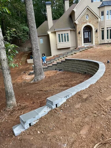 Retaining wall and stepping stones in Sandy Springs, GA